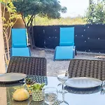 Le Mas, Maison Au Charme Provencale Idealement Situee Entre Et Vignes * Hyeres