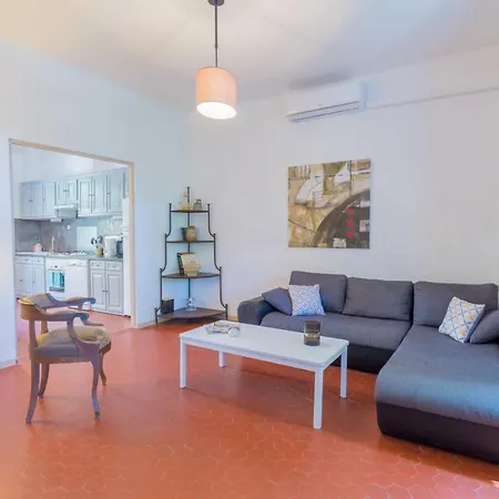 بيت للعطل Le Mas, Maison Au Charme Provencale Idealement Situee Entre Et Vignes