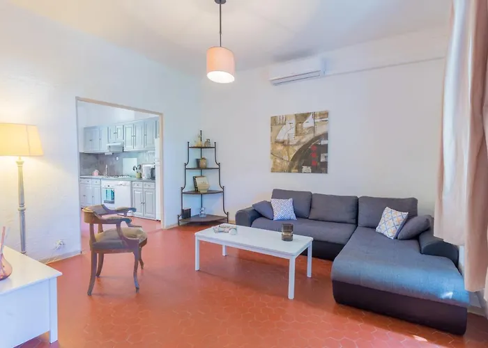 بيت للعطل Le Mas, Maison Au Charme Provencale Idealement Situee Entre Et Vignes