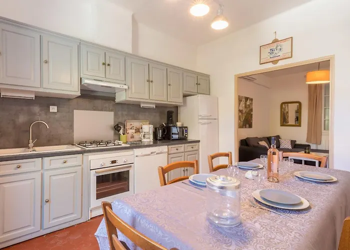 Le Mas, Maison Au Charme Provencale Idealement Situee Entre Et Vignes بيت للعطل Hyères